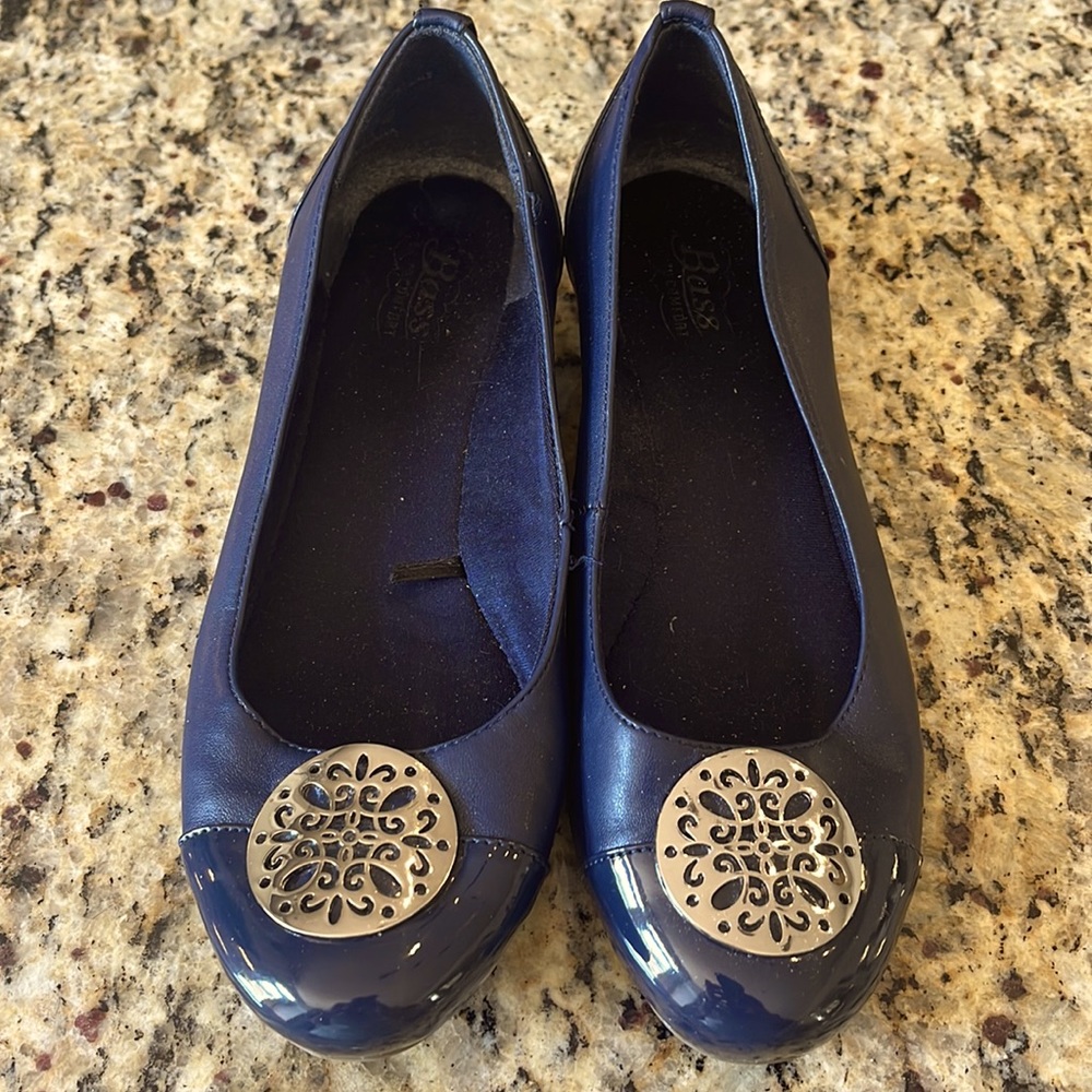 Bass leather wedges